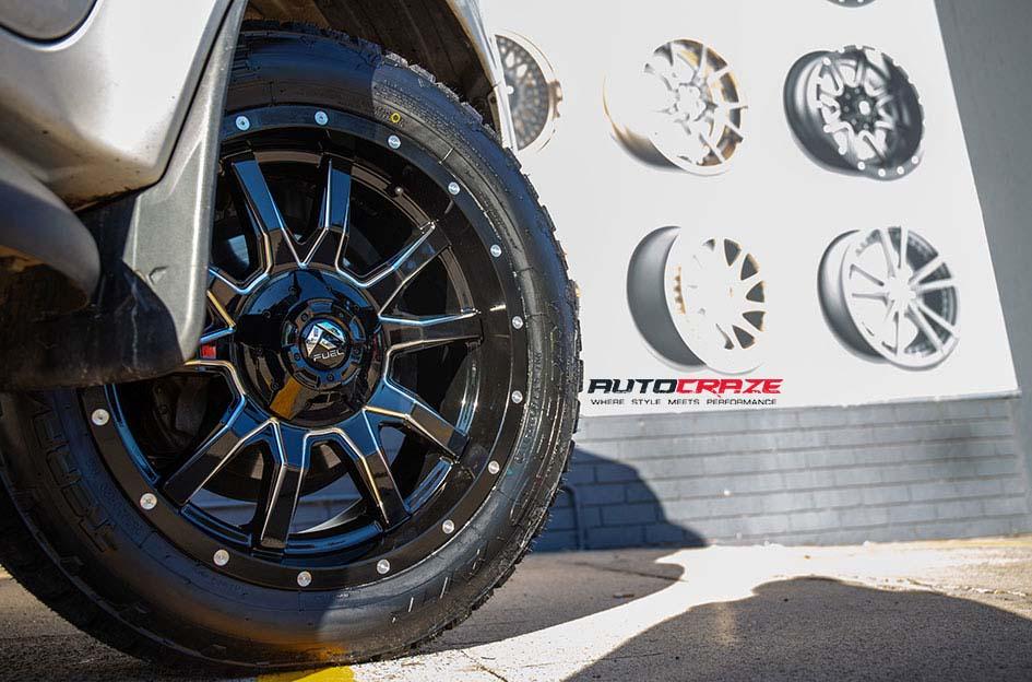 TOYOTA HILUX N80 4WD VANDAL GLOSS BLACK MILLED ACCENTS